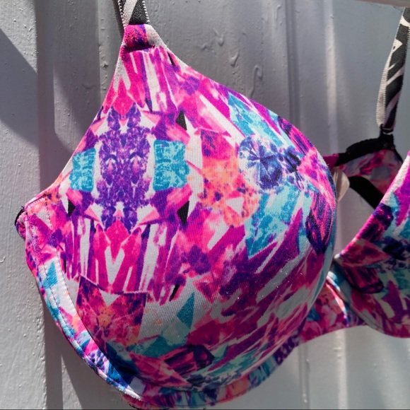 PINK Victoria secret push-up bra , extra padding - Picture 4 of 11